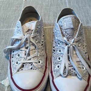 Converse Crocheted Lace Sneakers HTF especially good condition ;)